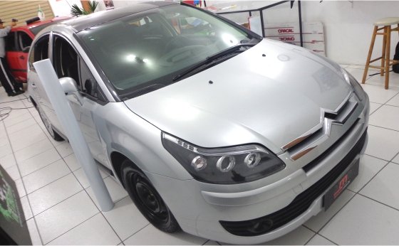 HMD Car Envelopamento