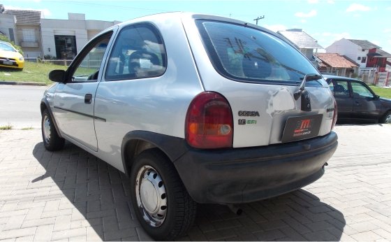 HMD Car Envelopamento
