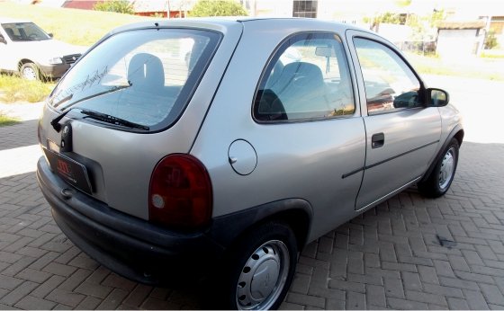 HMD Car Envelopamento
