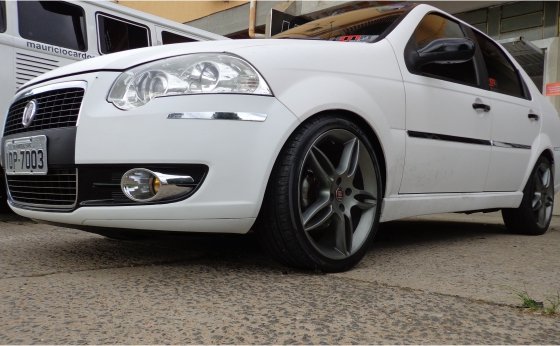 HMD Car Envelopamento