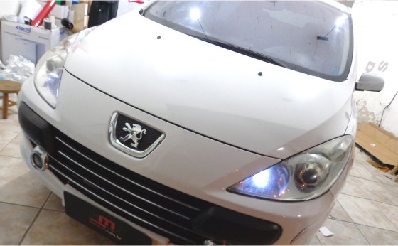 HMD Car Envelopamento