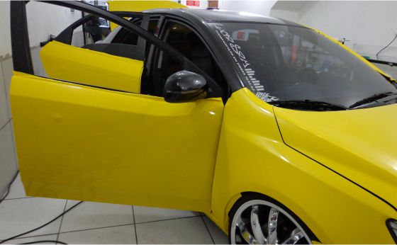 HMD Car Envelopamento