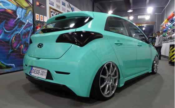 HMD Car Envelopamento