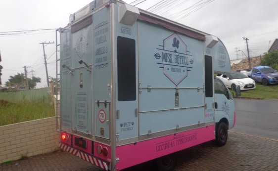 HMD Car Envelopamento
